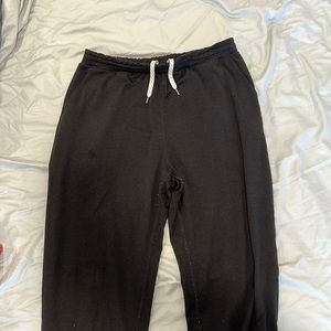Woman’s large Vuori high wasted joggers